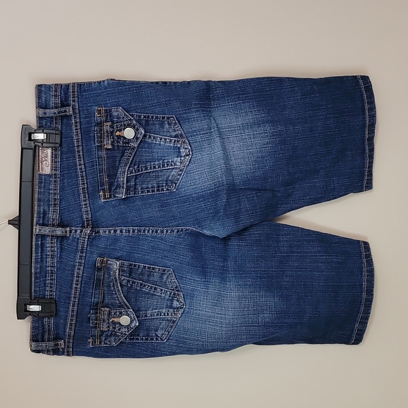 Southpole Jeans Co. Bermuda Shorts - Picture 2 of 5